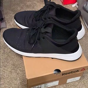 Women reebok floatride size 8.5